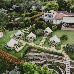 Teva Glamping & Retreat Luxe tent