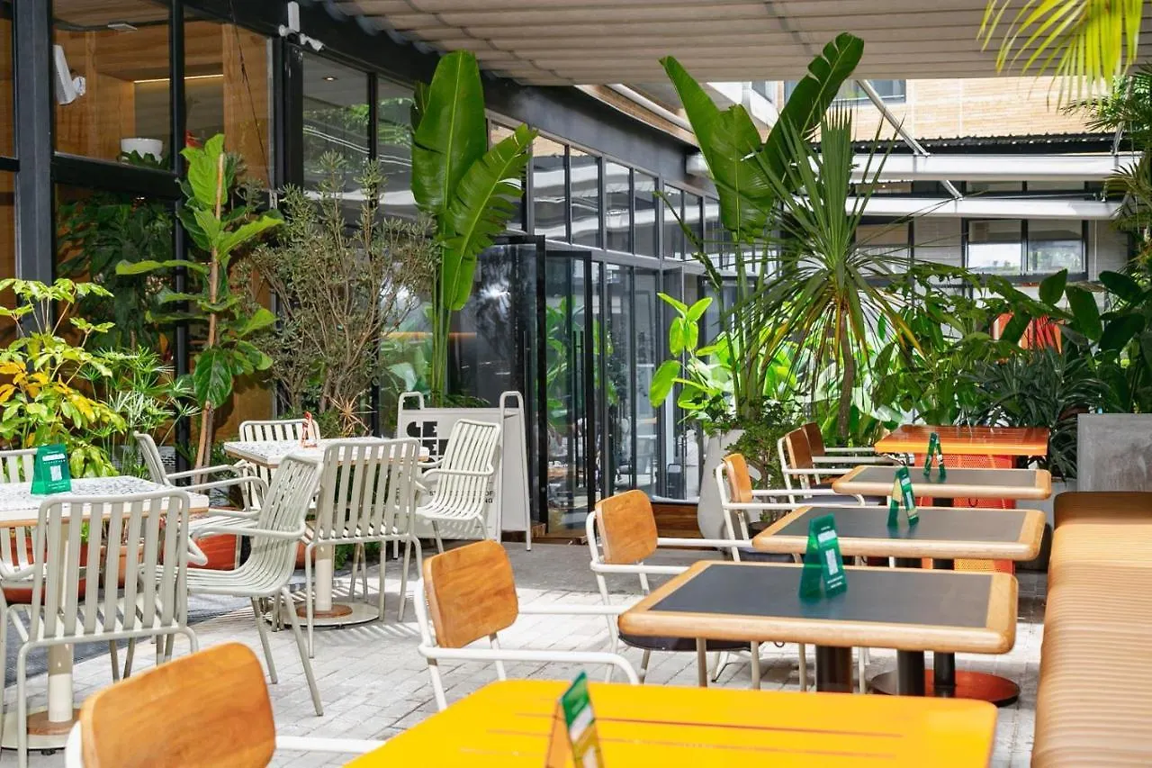 מדיין Landmark Hotel