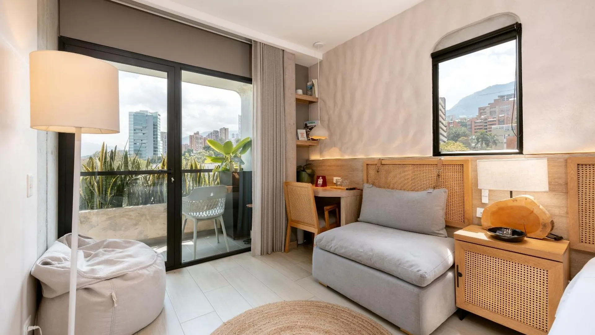 מדיין Landmark Hotel 4*,  קולומביה