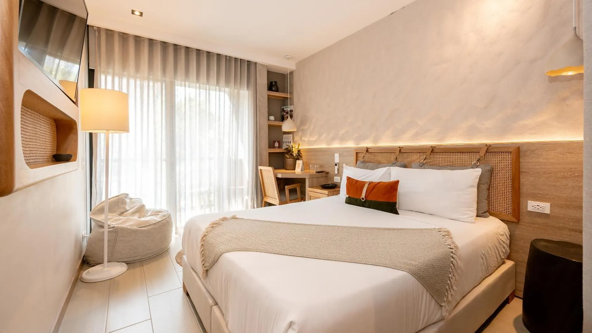 מדיין Landmark Hotel